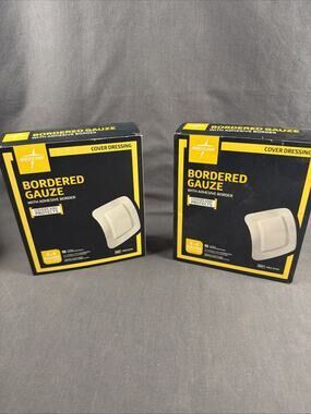 Medline Bordered Gauze 4" x 4" (2.5" x 2.5" pad) - 2 Boxes, 15 per Box